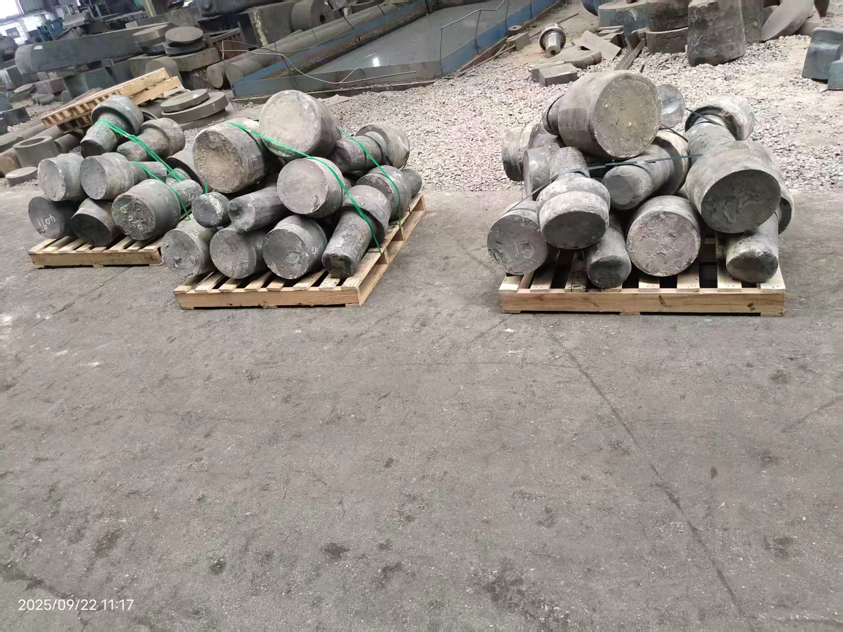 L'arte di migliaia di martelli: le origini e lo sviluppo della forgiatura.